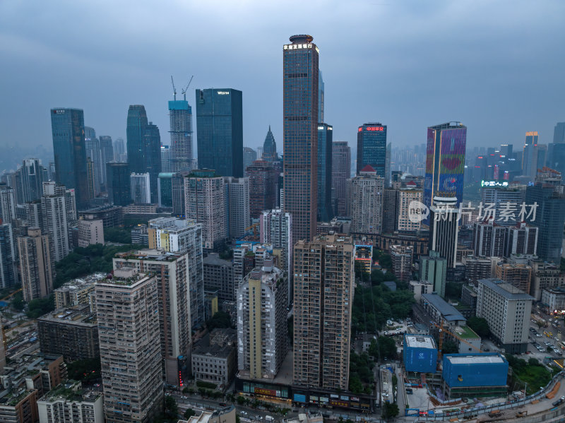 重庆朝天门来福士办公楼商场日落夜景航拍