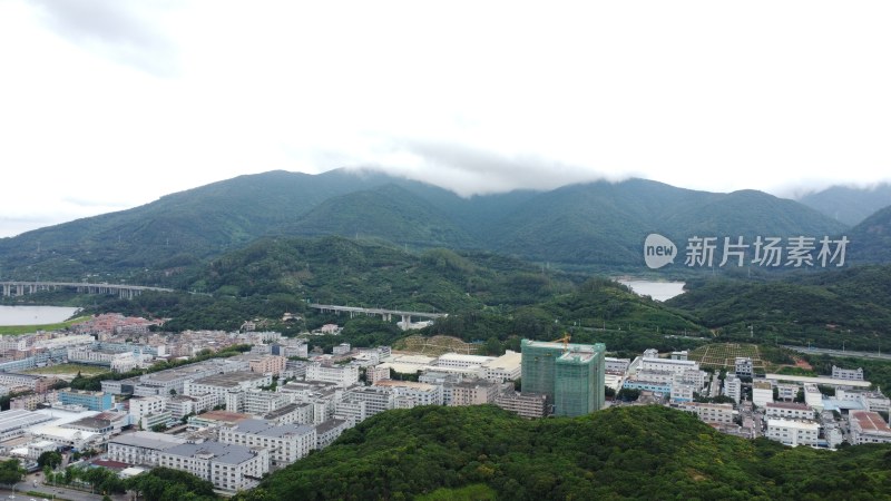 航拍广东省东莞市清溪镇城市风光