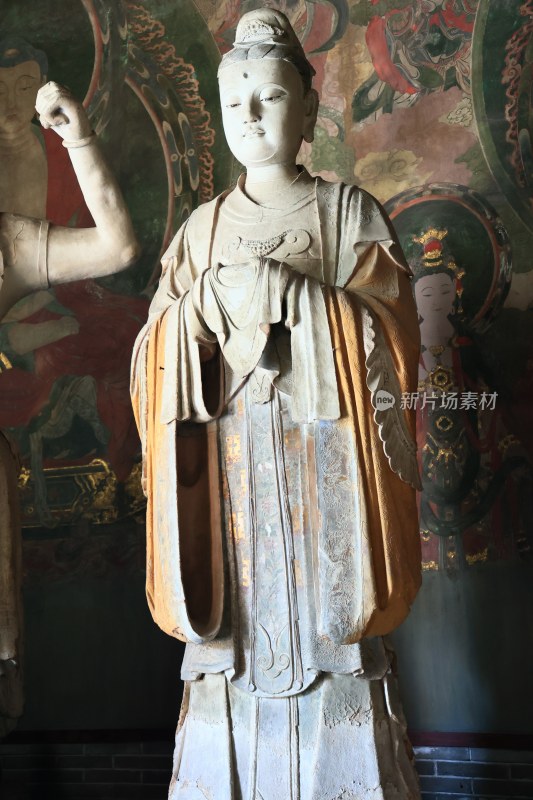 山西大同善化寺大雄宝殿内各种造像