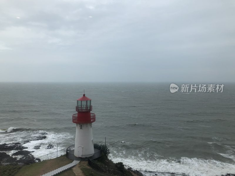 福建厦门漳州火山岛旅游区海边瞪灯塔