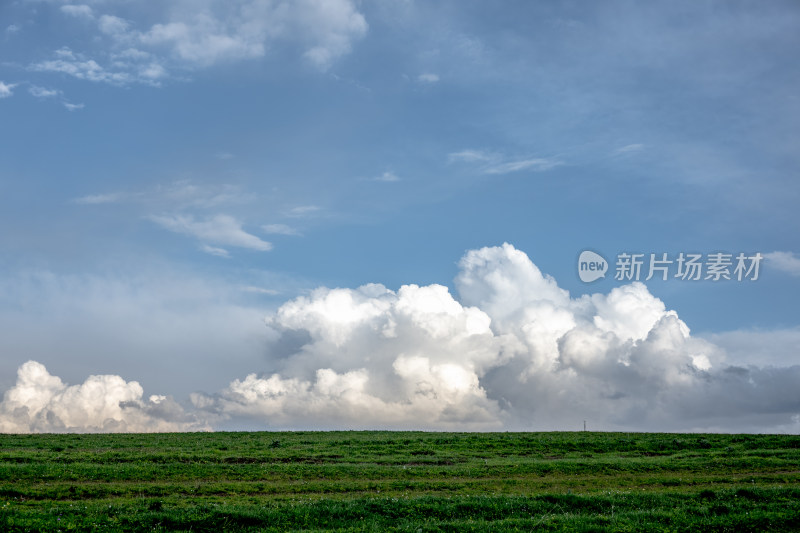 新疆喀拉峻草原