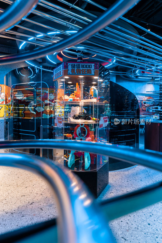 商场内的礼品储值展示柜