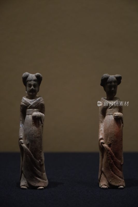 古代仕女陶俑特写