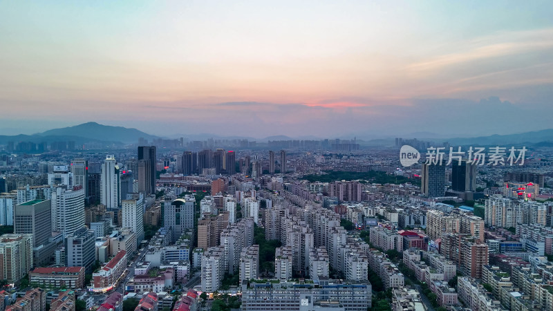 泉州城市晚霞夕阳航拍图