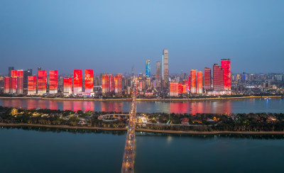 长沙橘子洲大桥全景夜景