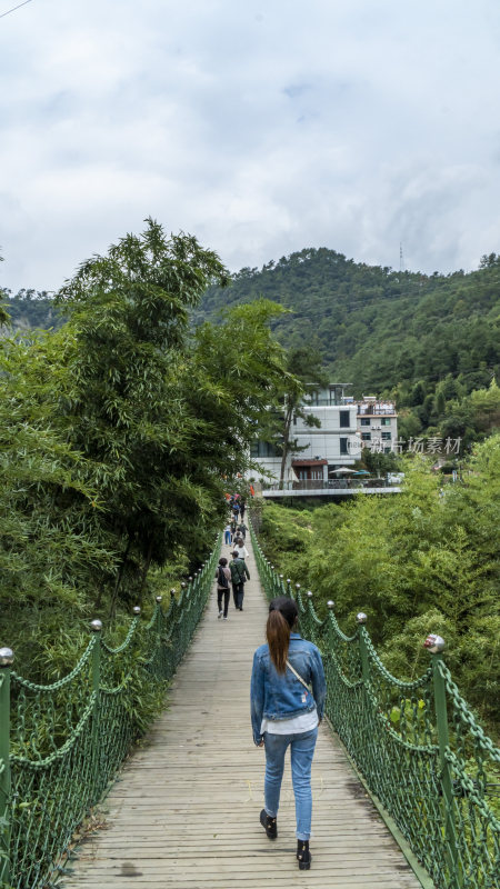 桐庐芦茨风情小镇风景