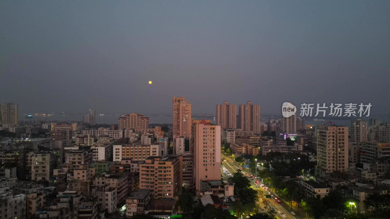 航拍广东湛江国贸大厦夜景