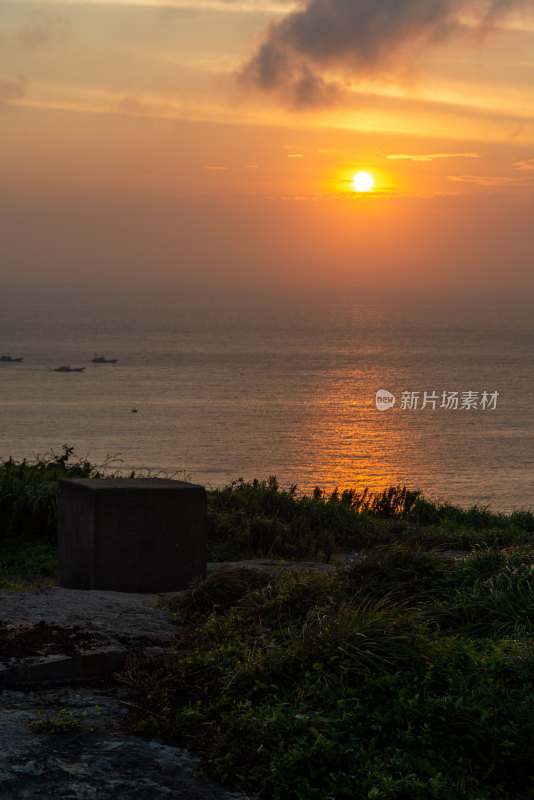 海边的落日