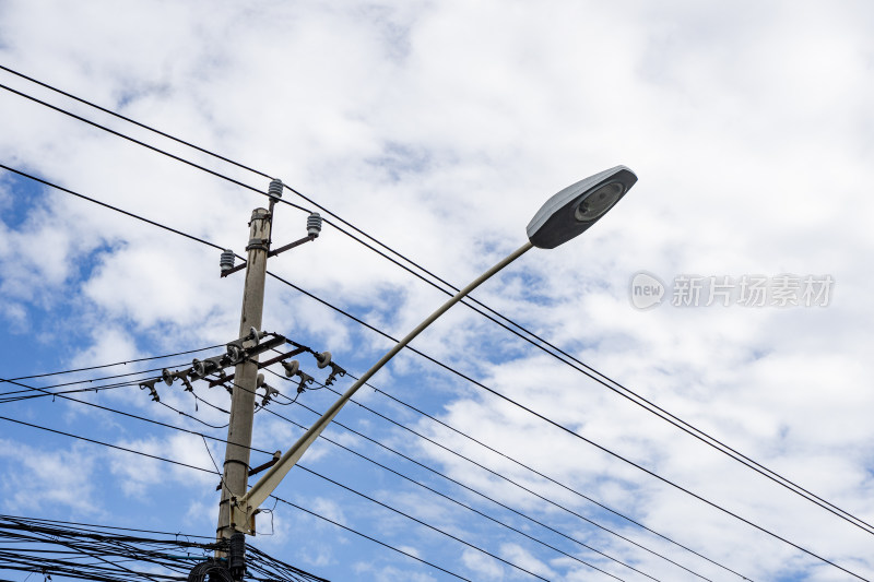 电线杆电线路灯线路能源