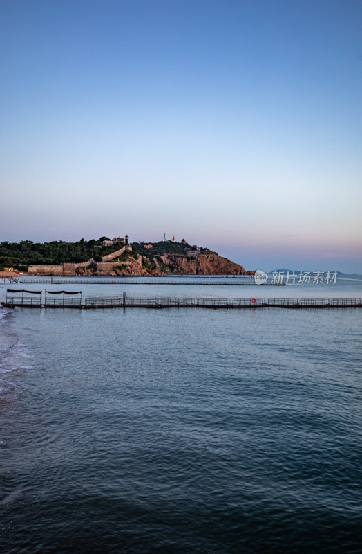 山东烟台蓬莱阁八仙过海景区海上日出景观