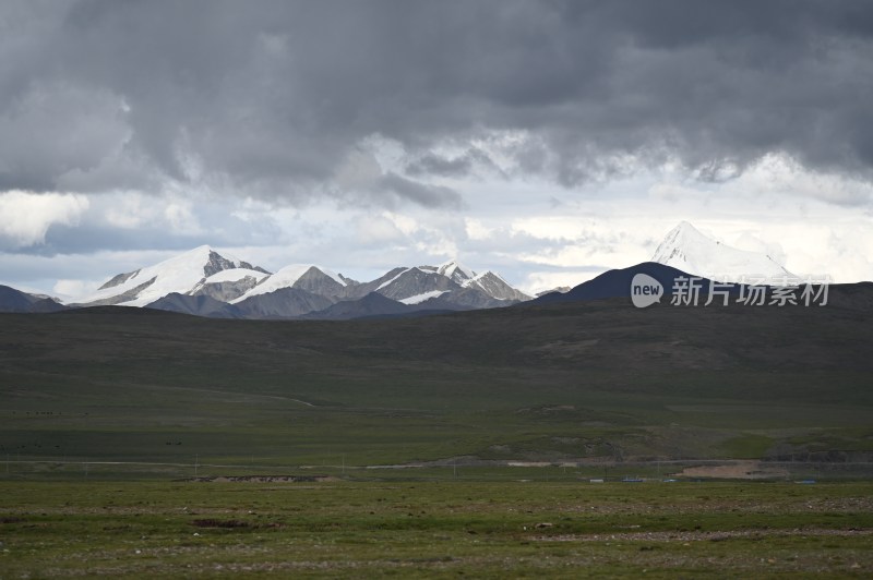 纳木错途中的风景