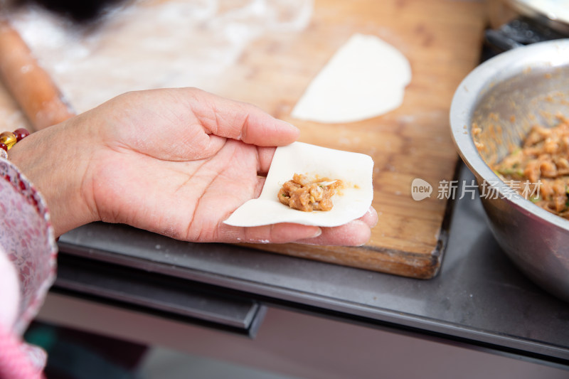 传统的美食中国包馄饨