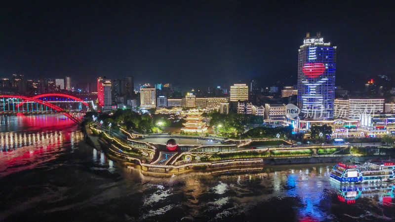 四川宜宾合江门广场夜景