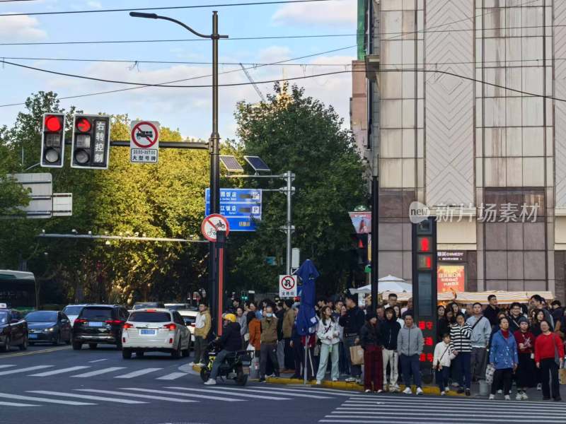 淮海东路的十字路口