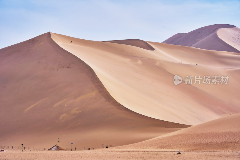 甘肃敦煌鸣沙山