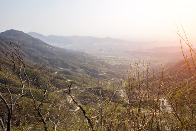 春天的北京门头沟京西大山