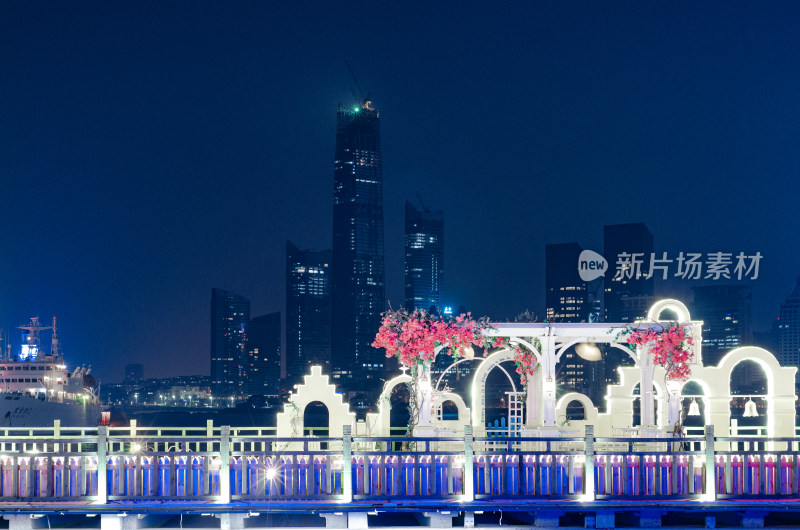 青岛奥帆中心夜景，婚礼夜景打卡地