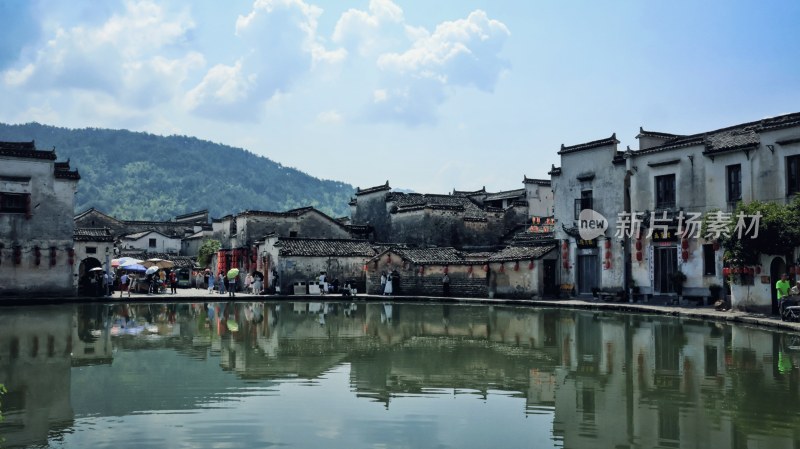 水边古村落宏村景象