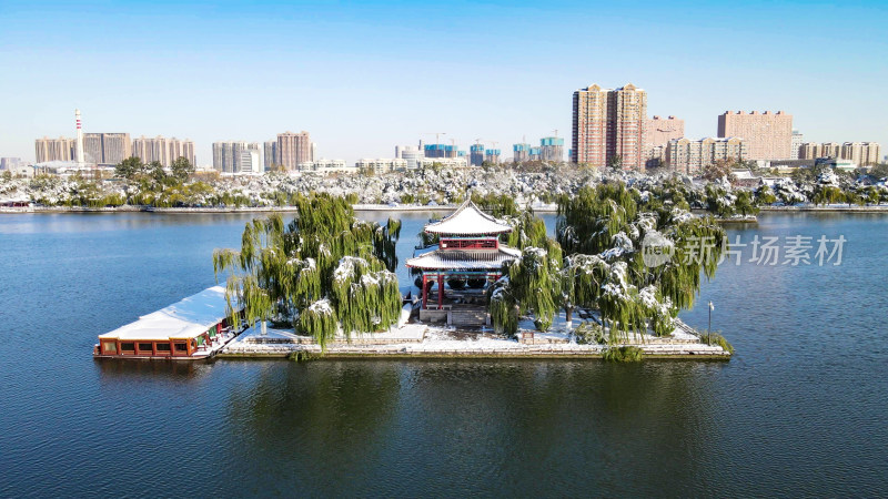 大明湖雪景