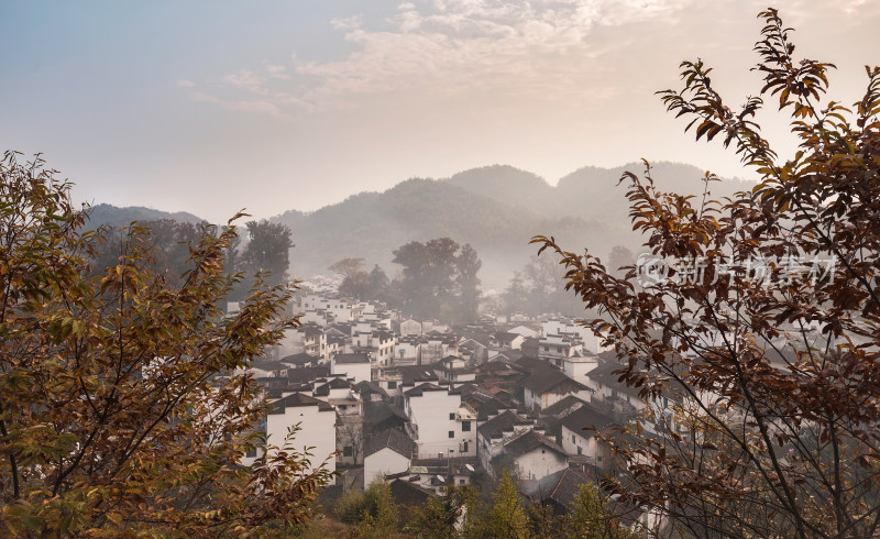 江西婺源石城秋景