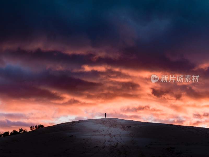 夕阳傍晚晚霞火烧云落日余晖