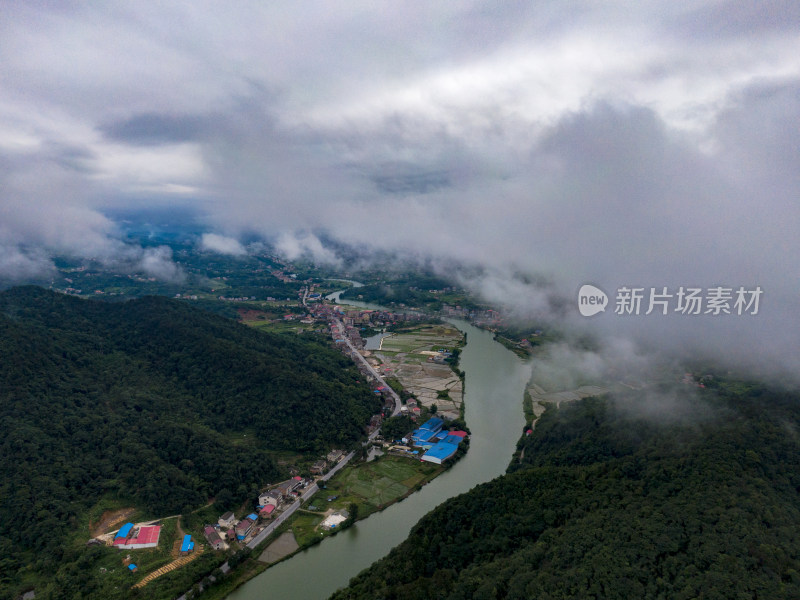 祖国壮丽山河美丽乡村航拍摄影图