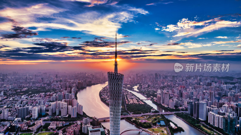 广州城市风光下的地标广州塔全景