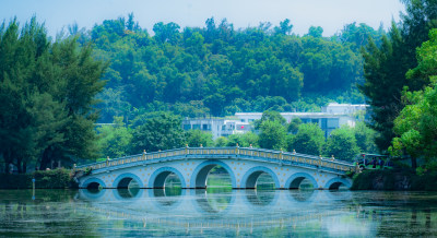 梧州七星岩风景照