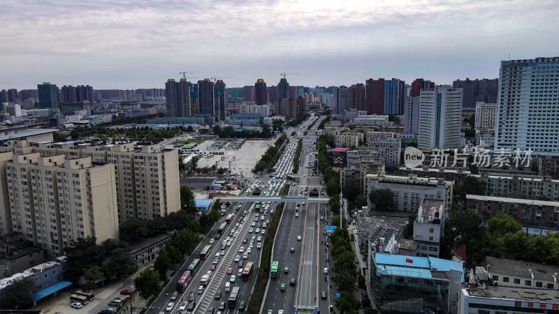 航拍河南郑州城市建设交通