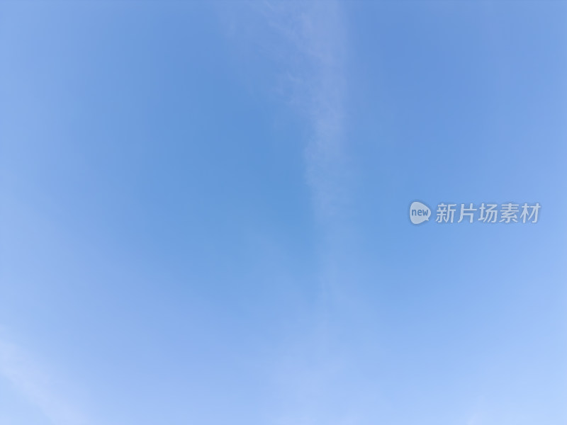 无人机高空航拍的天空