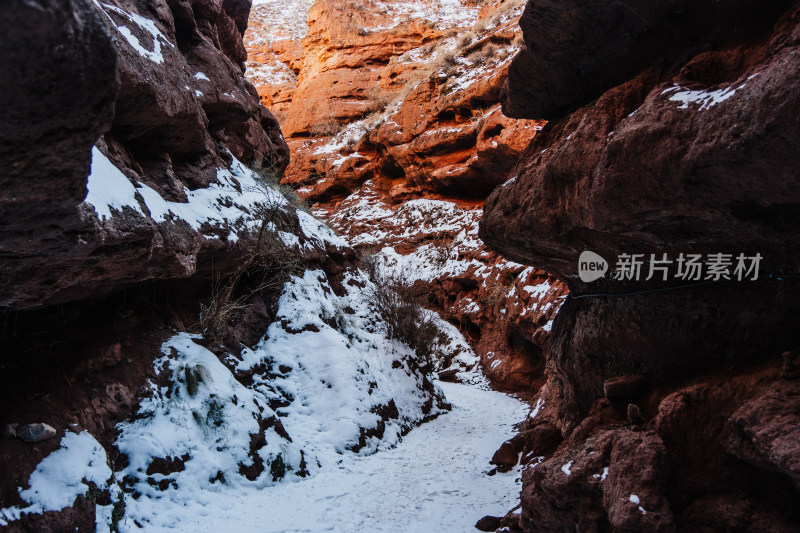 张掖平山湖大峡谷