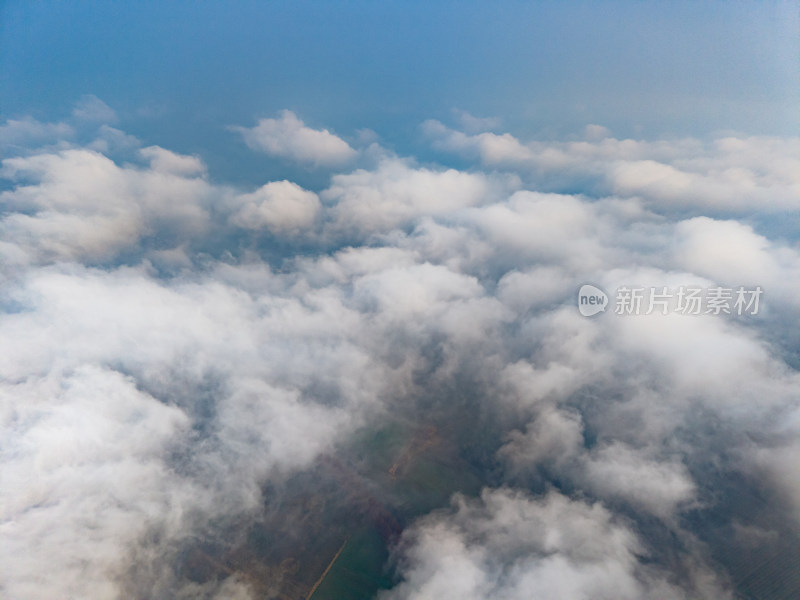 高空俯瞰云海景观