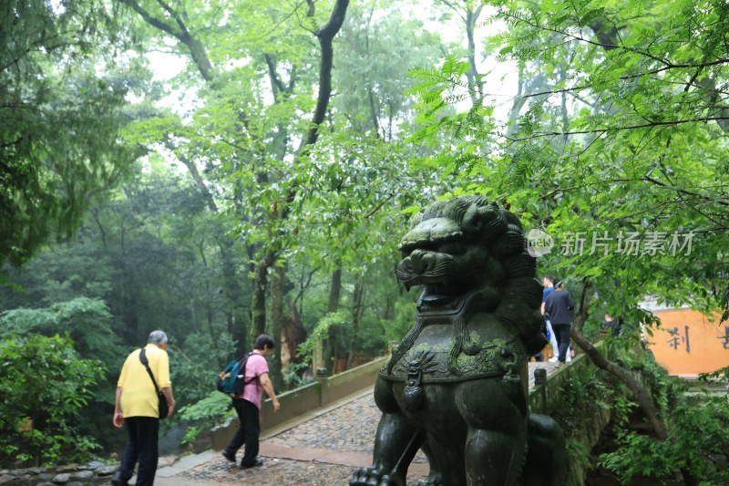 国清寺丰干桥与石狮子