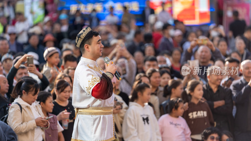 中秋节假期的中国新疆国际大巴扎