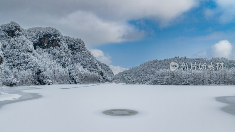 汉中龙池雪景
