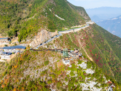 长江三峡巫峡红叶