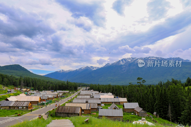 夏季阿勒泰喀纳斯景区