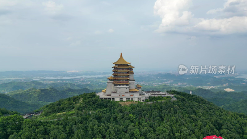 航拍湖北黄石东方山风景区东昌阁