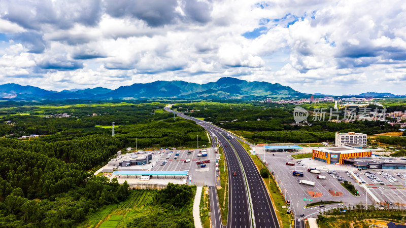 中国基建高速公路航拍