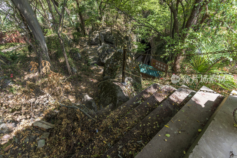 武汉江夏区白云洞景区风景