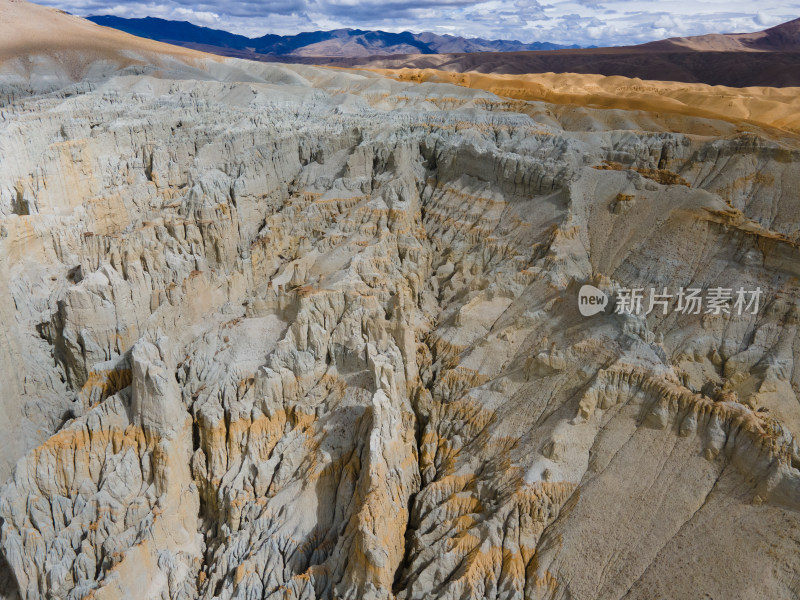 航拍西藏阿里地区札达县札达霞义沟土林风光