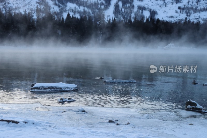 新疆喀纳斯/冬季雪景/阿勒泰的清晨