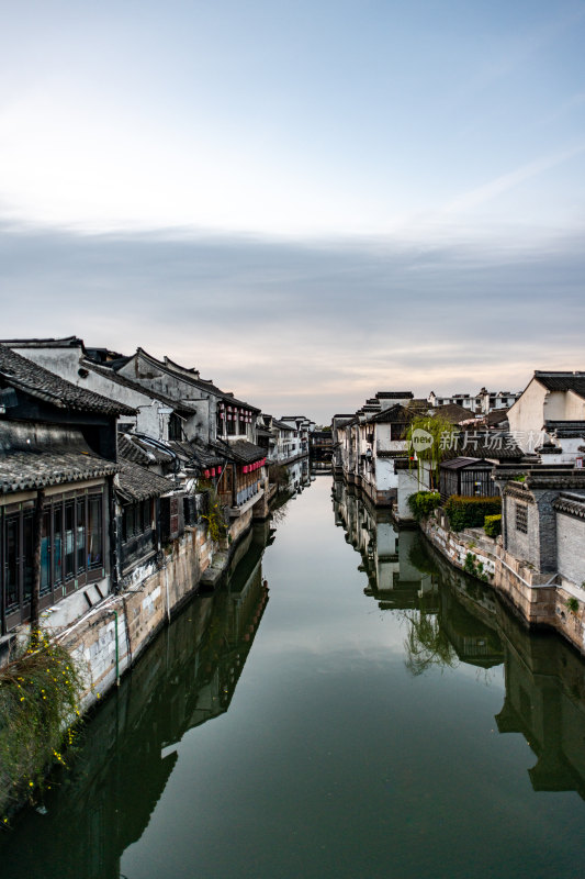 江南水乡河道古建筑景观