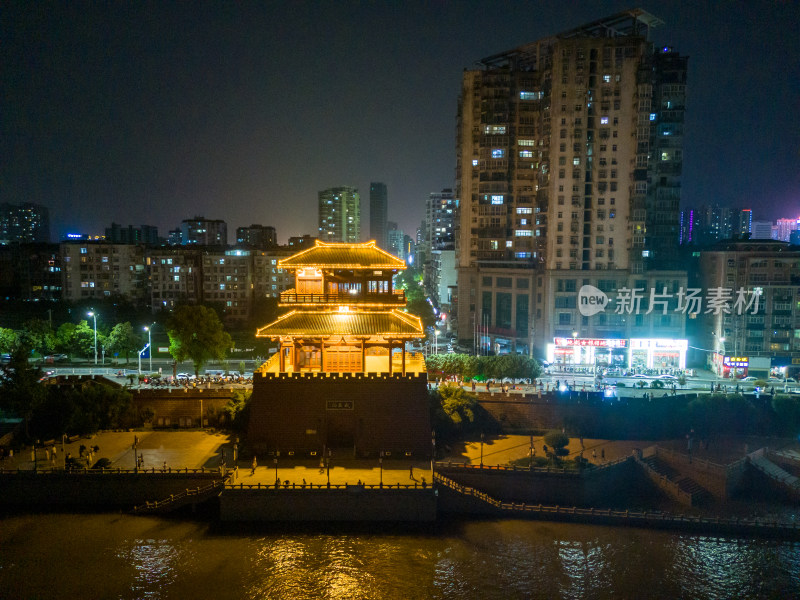 湖北鄂州武昌阁夜景航拍图