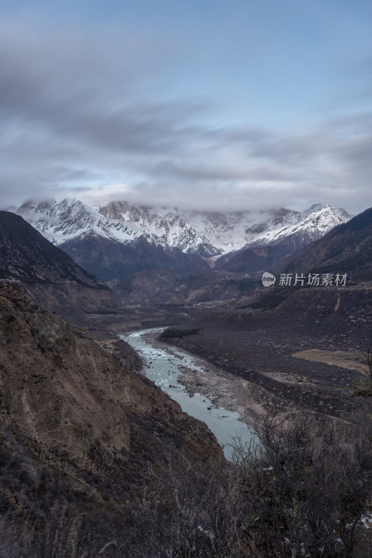 西藏林芝索松村南迦巴瓦峰雪山云海之巅