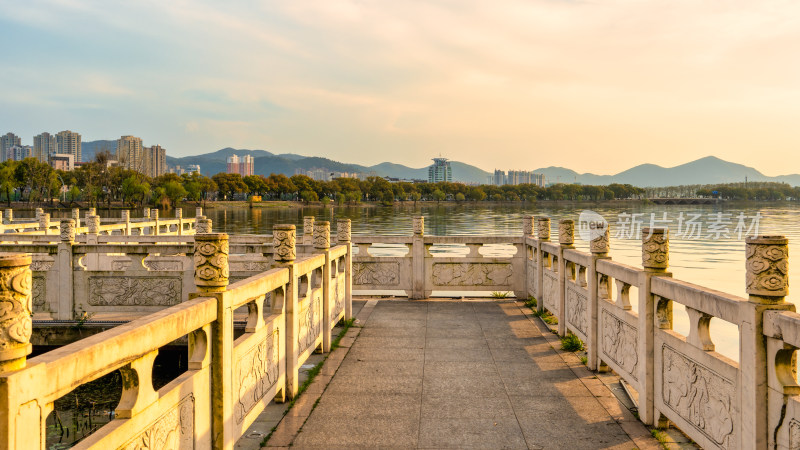 湖北黄石磁湖情人路风景