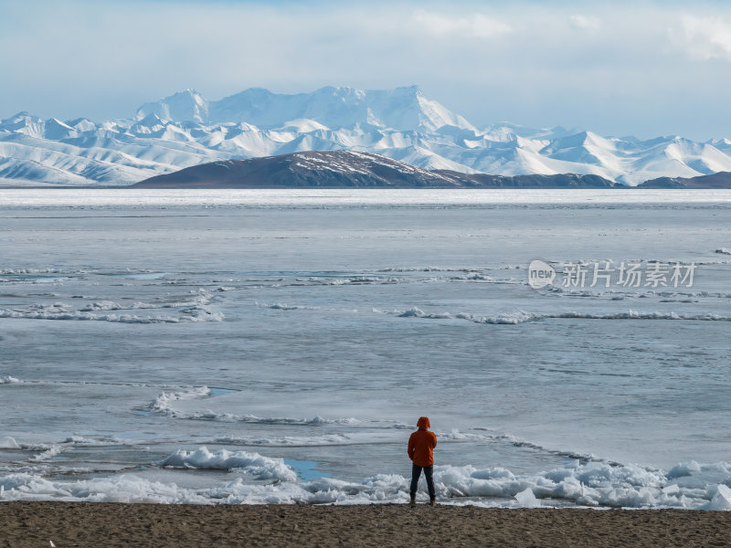 西藏那曲纳木措冰湖念青唐古拉雪山高空航拍