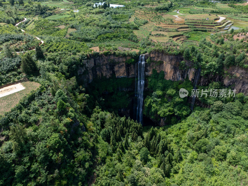 贵州毕节七星关六冲河峡谷景色