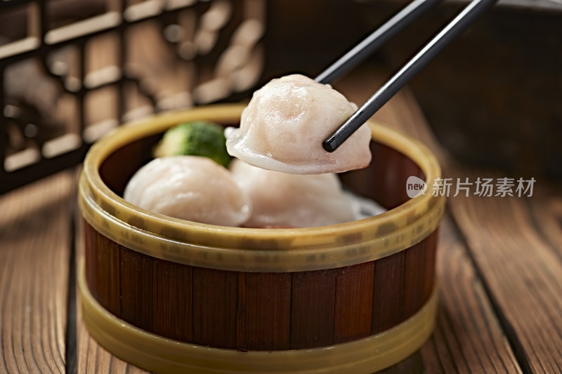 港式茶餐水晶虾饺