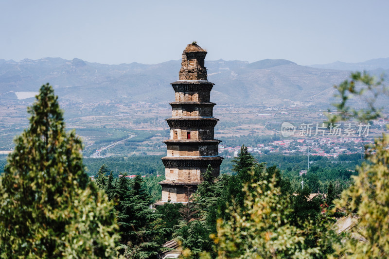 邯郸北响堂山常乐寺白塔